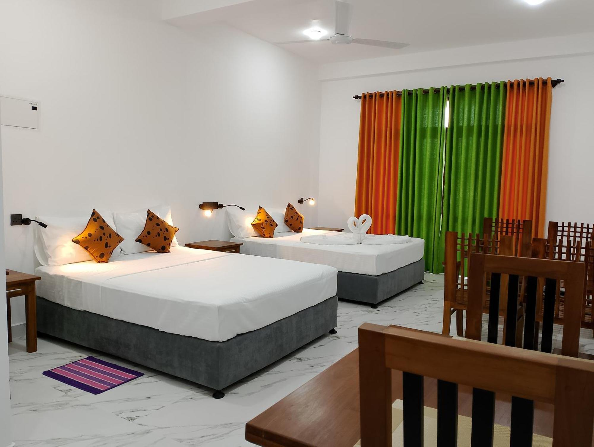 Malindu Yala Gate Hotel ทิซซามาฮารามา ภายนอก รูปภาพ