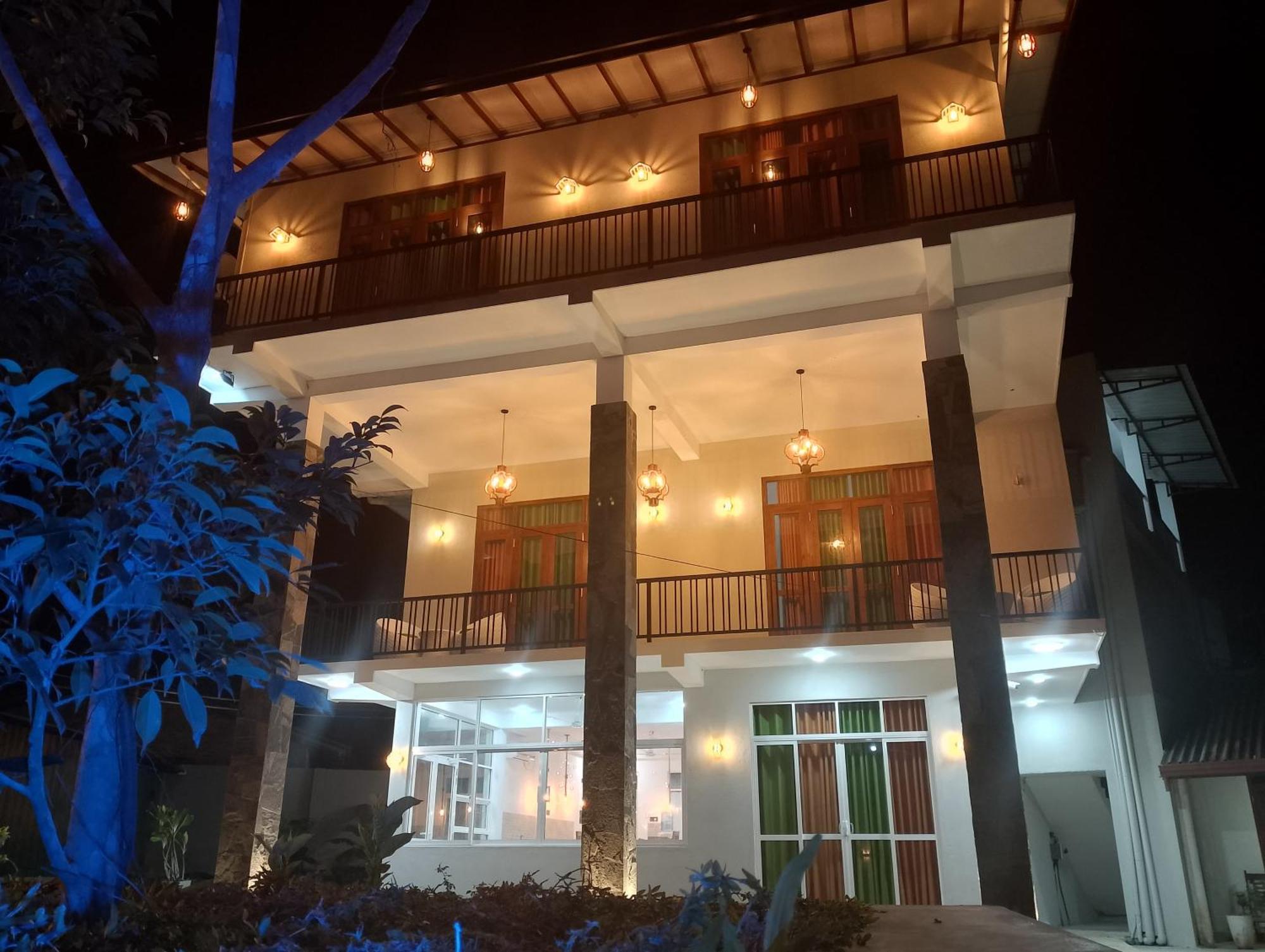 Malindu Yala Gate Hotel ทิซซามาฮารามา ภายนอก รูปภาพ