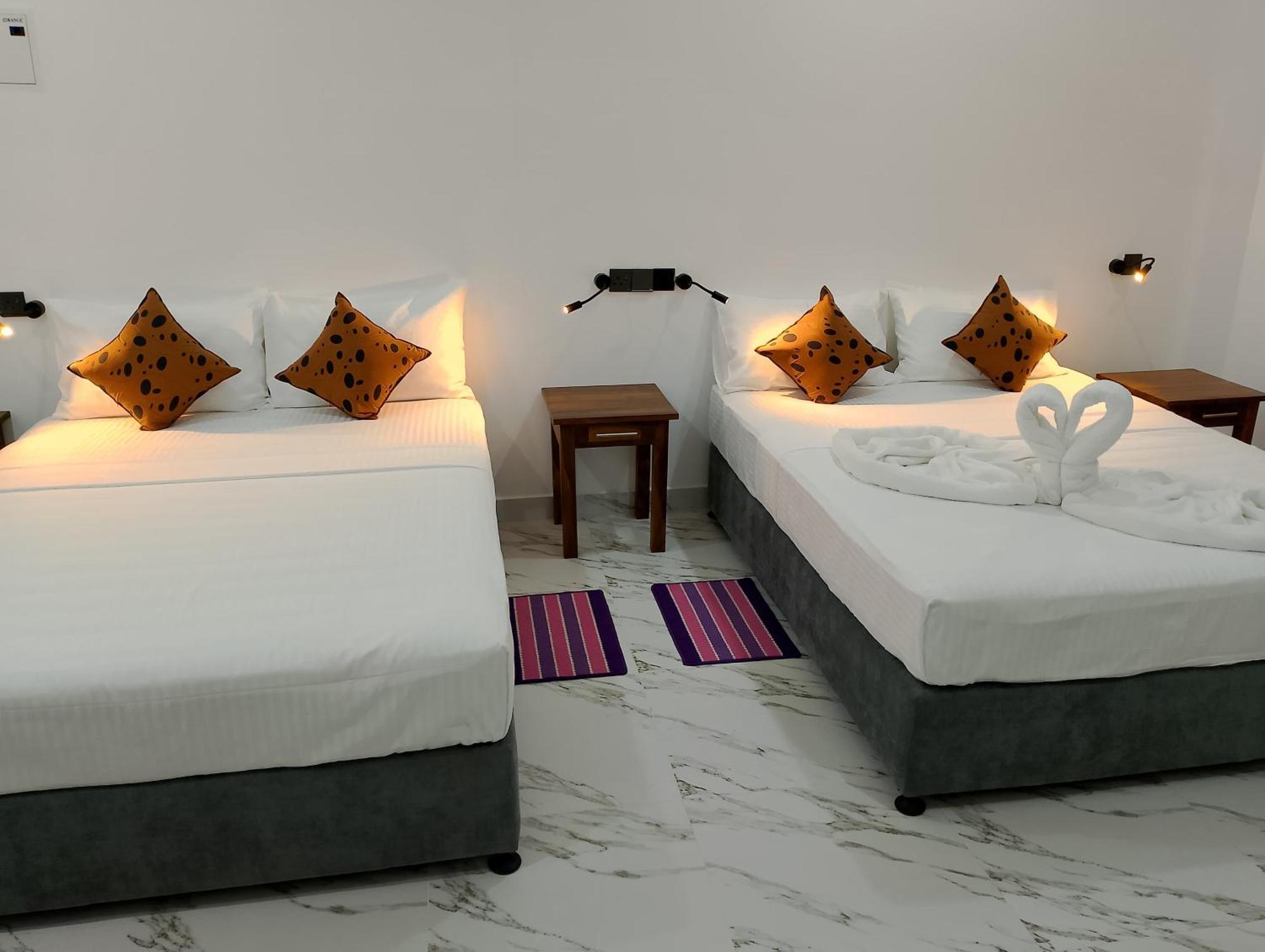 Malindu Yala Gate Hotel ทิซซามาฮารามา ภายนอก รูปภาพ
