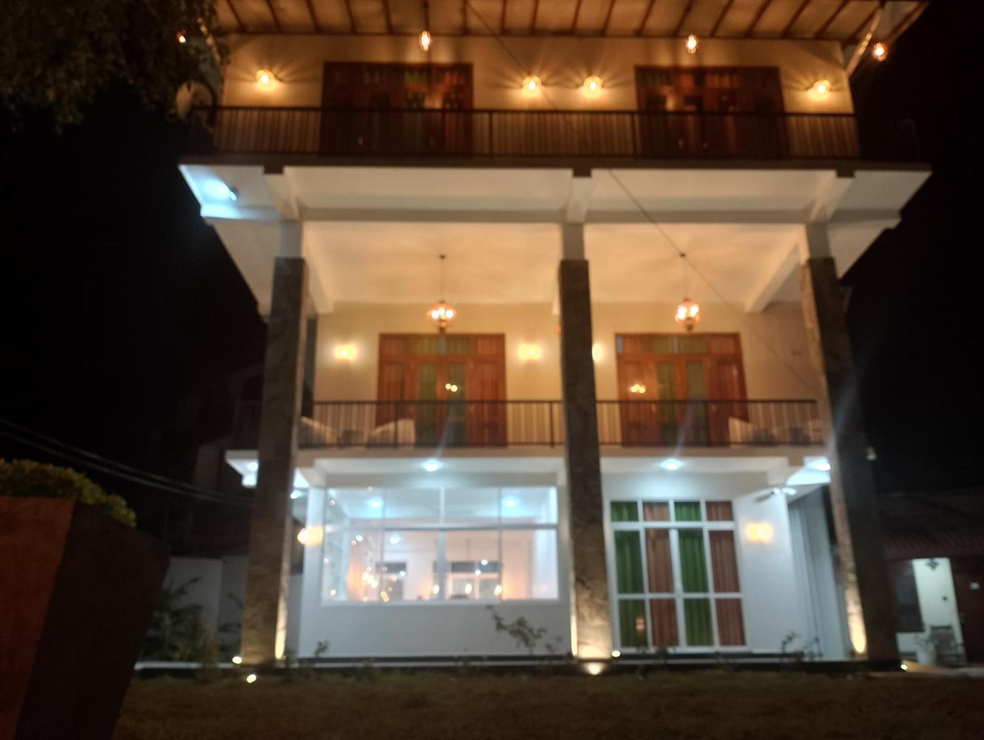 Malindu Yala Gate Hotel ทิซซามาฮารามา ภายนอก รูปภาพ